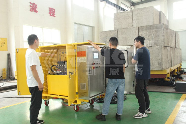 分級頂升液壓千斤頂用于大型結構分級同步頂升裝載作業