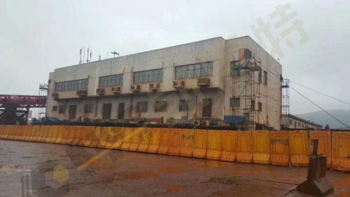 PLC多點液壓同步頂升系統用于變電所房屋傾斜糾偏項目