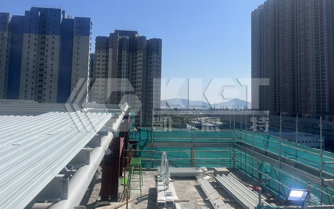 夾軌式同步頂推液壓系統用于香港游泳館屋頂安裝