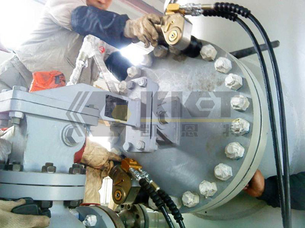 驅動式液壓扭矩扳手一拖二用于發電廠壓力容器檢修